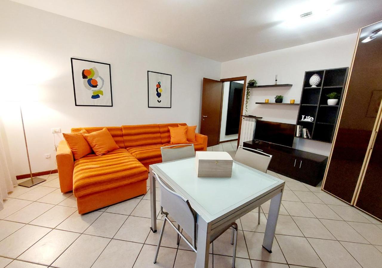 Апартаменты Monolocale-7 Minuti Da Bergamo, 10 Minuti Milan Bergamo Airport Gorle Экстерьер фото